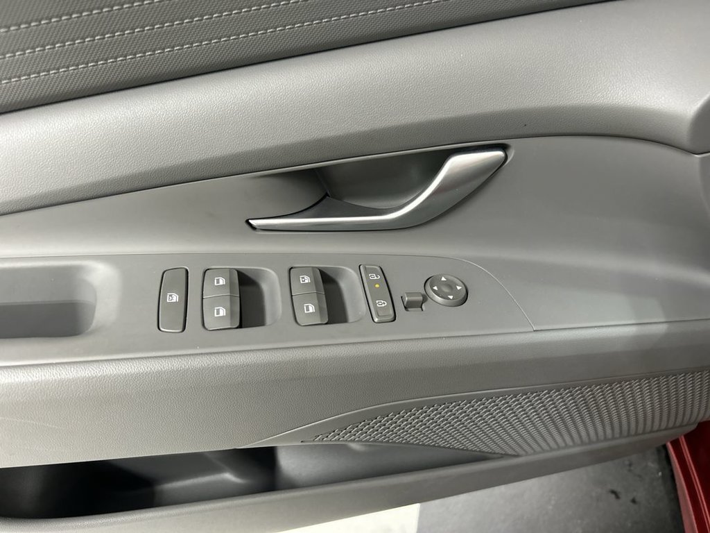 2024 Hyundai Elantra SEL - Photo 11