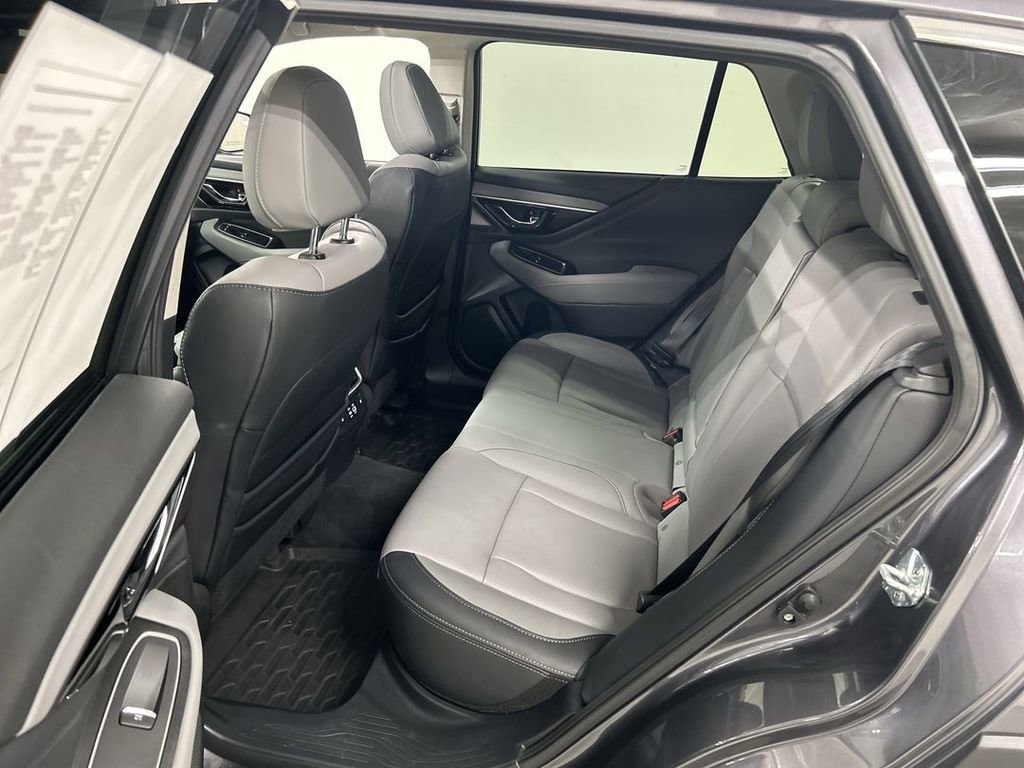 2025 Subaru Outback Limited - Photo 21