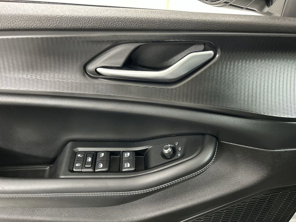2023 Jeep Grand Cherokee L Altitude - Photo 11