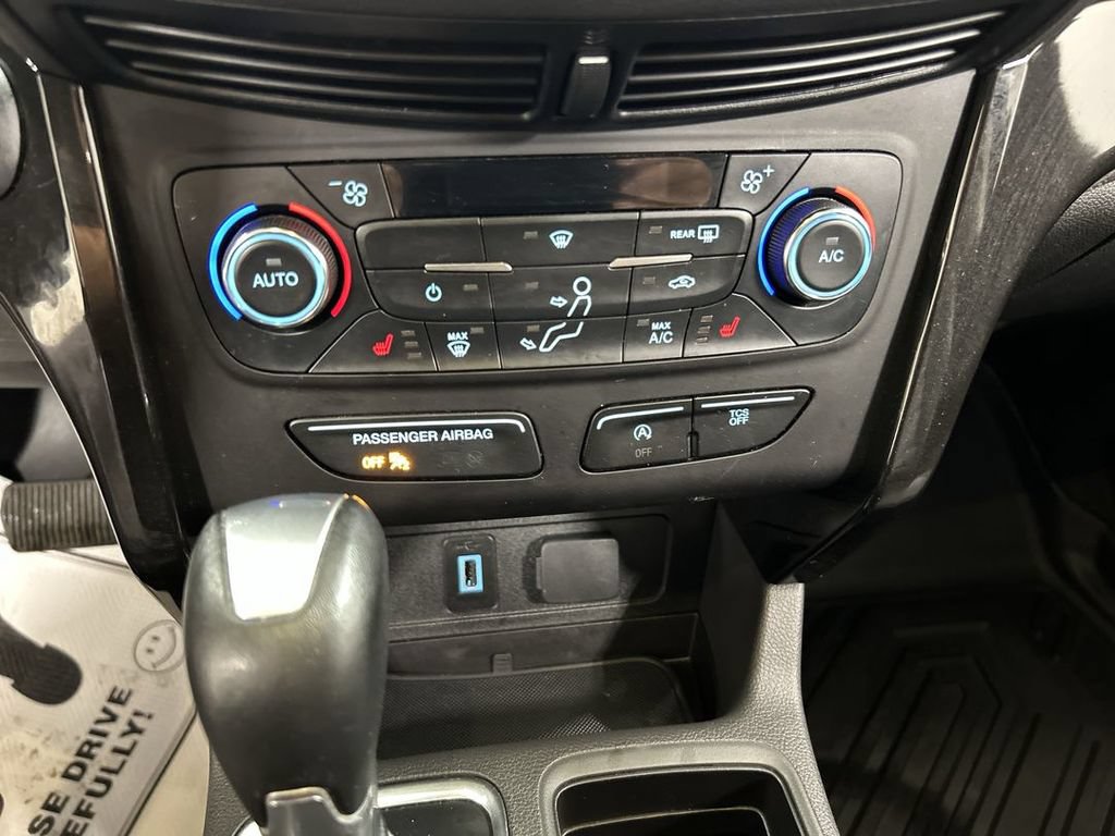 2017 Ford Escape Titanium - Photo 17