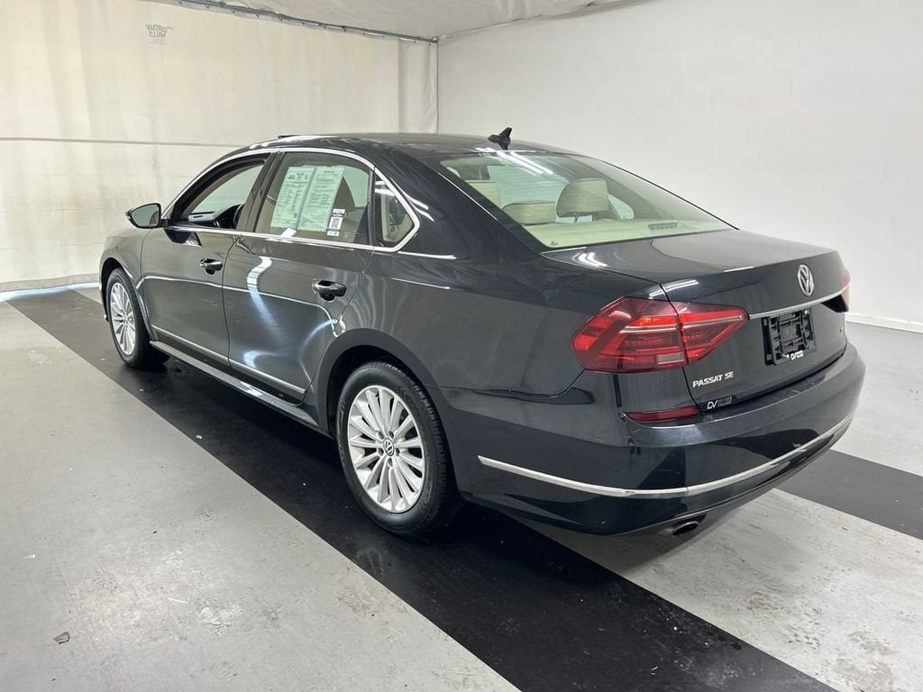 2017 Volkswagen Passat SE - Photo 7