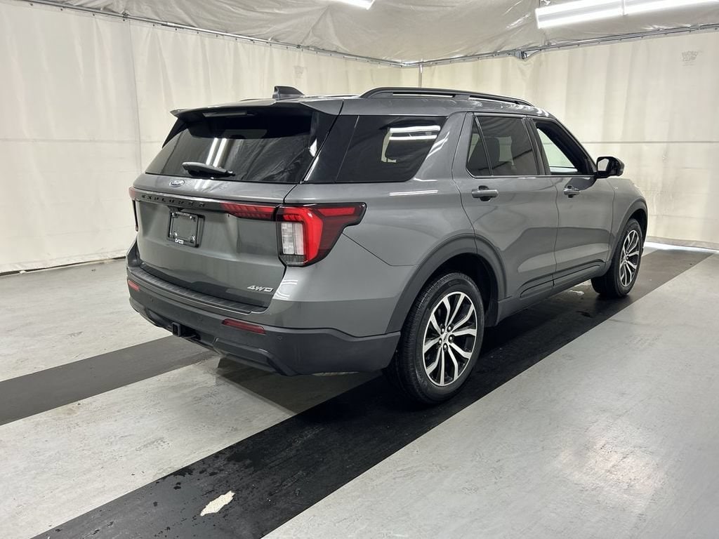 Used 2026 Ford Explorer ST-Line