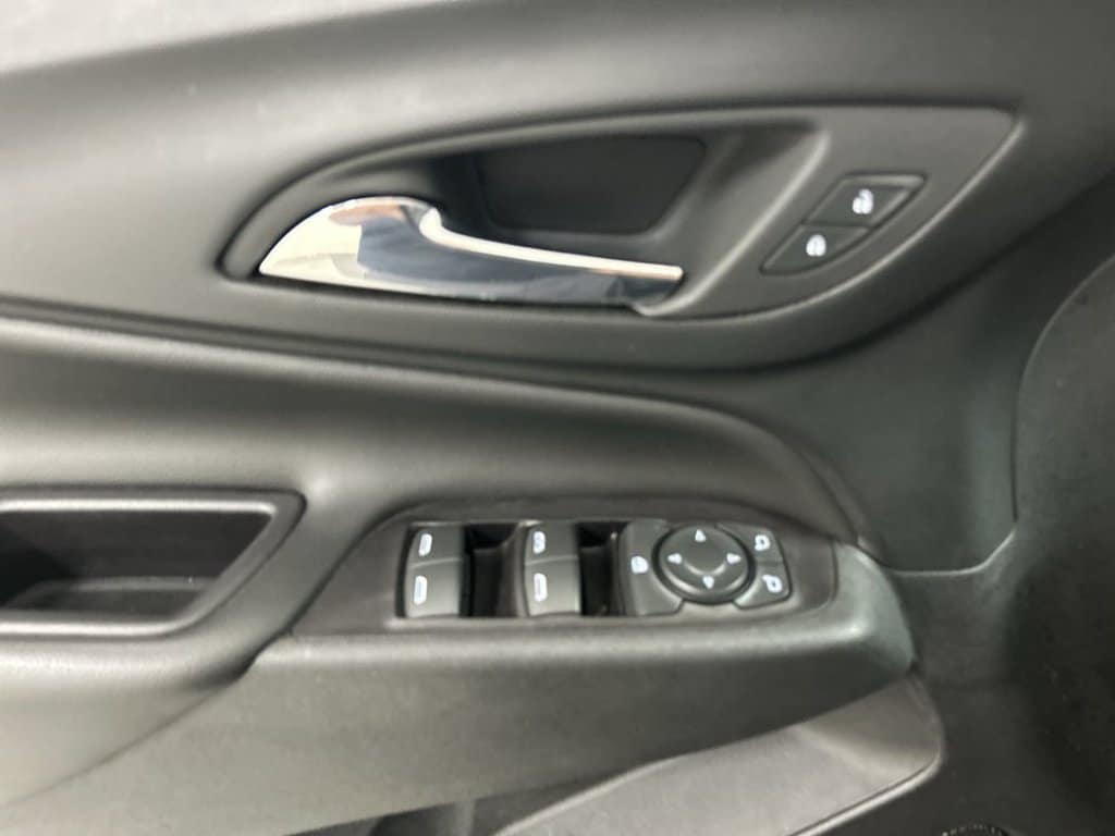 2019 Chevrolet Equinox LT - Photo 10