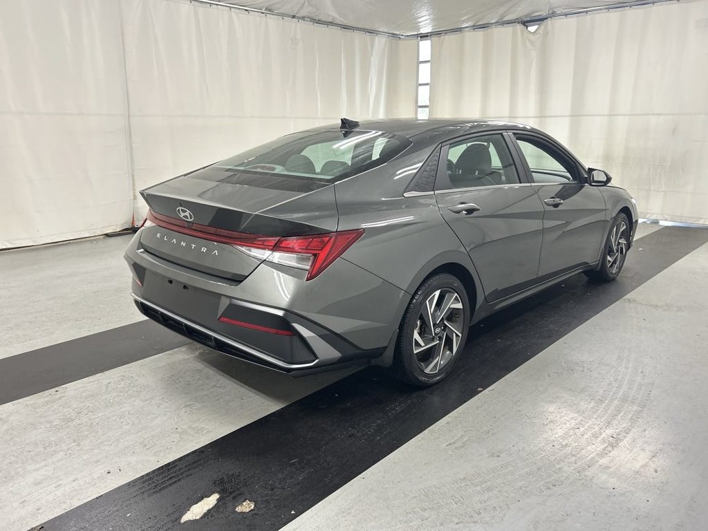Used 2024 Hyundai Elantra SEL Sedan