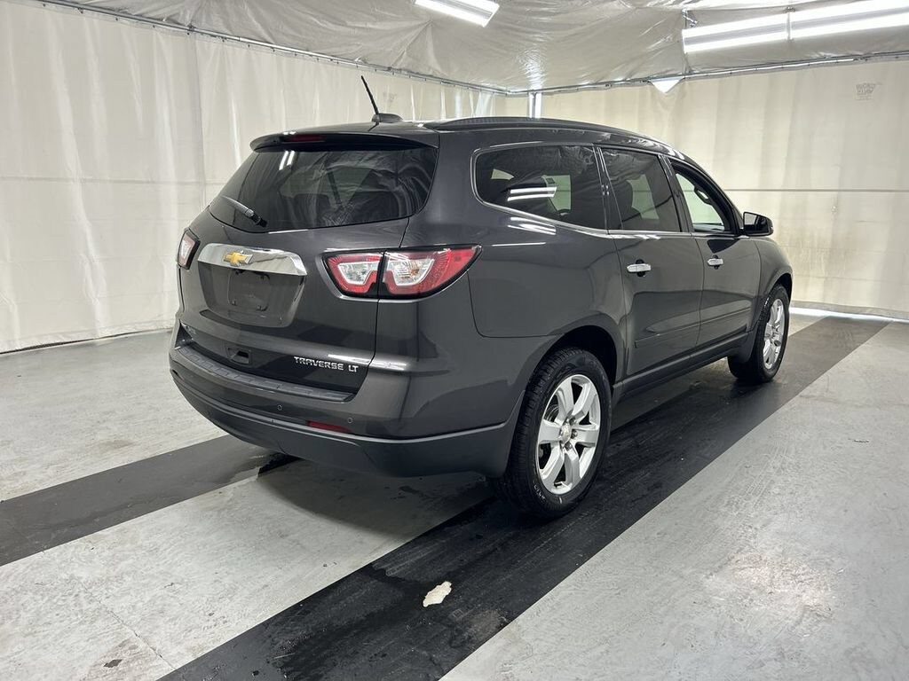 Used 2016 Chevrolet Traverse LT SUV