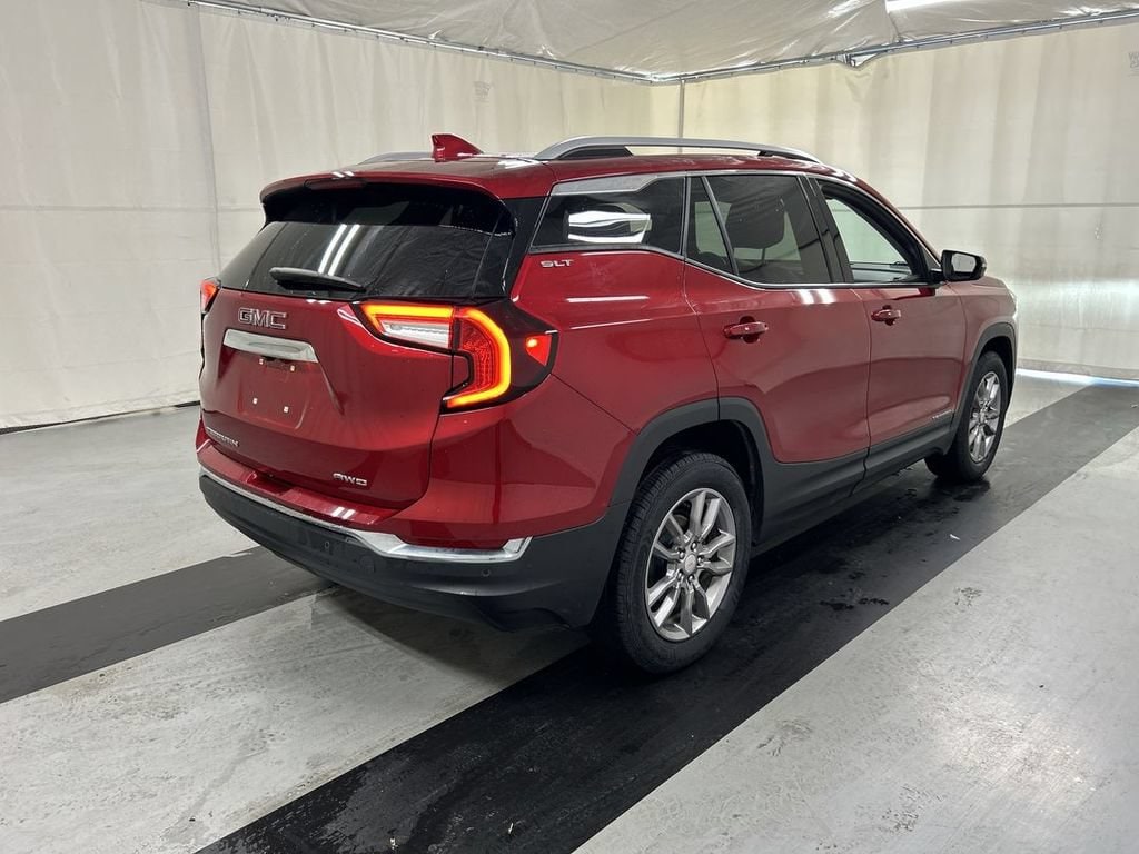 Used 2022 GMC Terrain SLT SUV