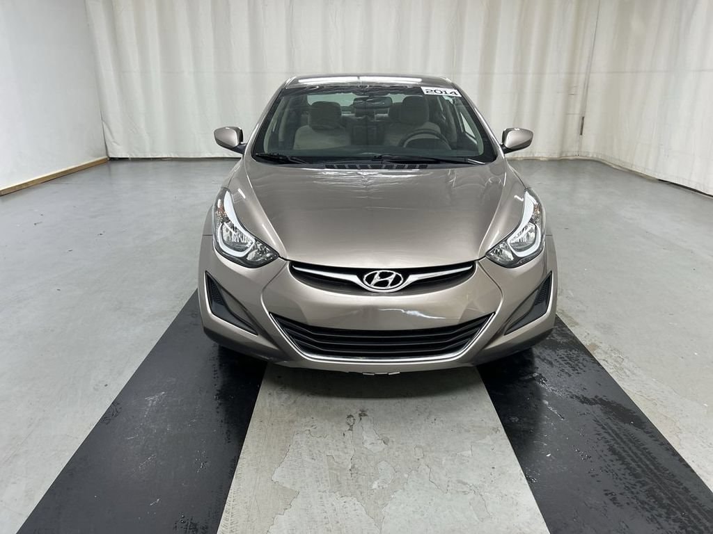 Used 2014 Hyundai Elantra SE Sedan