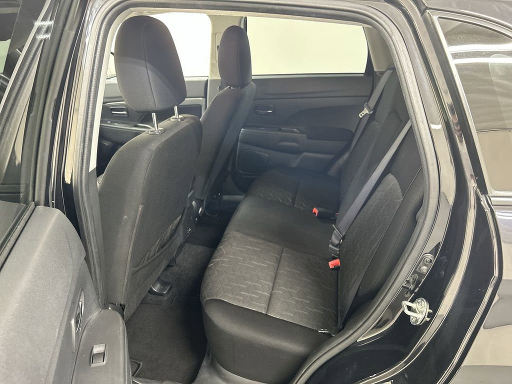 2023 Mitsubishi Outlander Sport LE - Photo 19