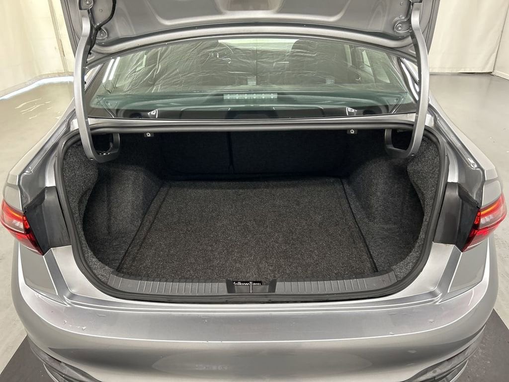 2023 Volkswagen Jetta S - Photo 21