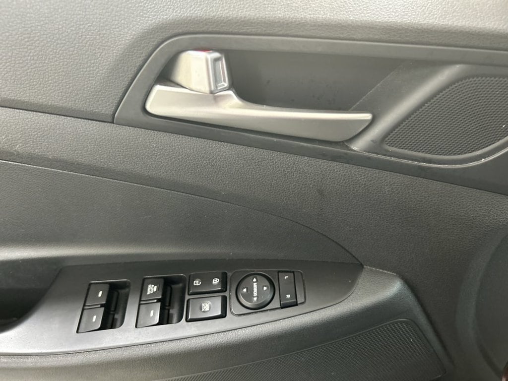 2019 Hyundai Tucson SE - Photo 11