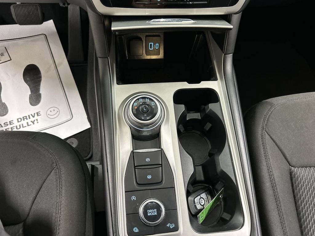 2023 Ford Explorer XLT - Photo 17