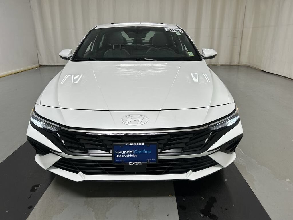Used 2025 Hyundai Elantra Hybrid Limited Sedan