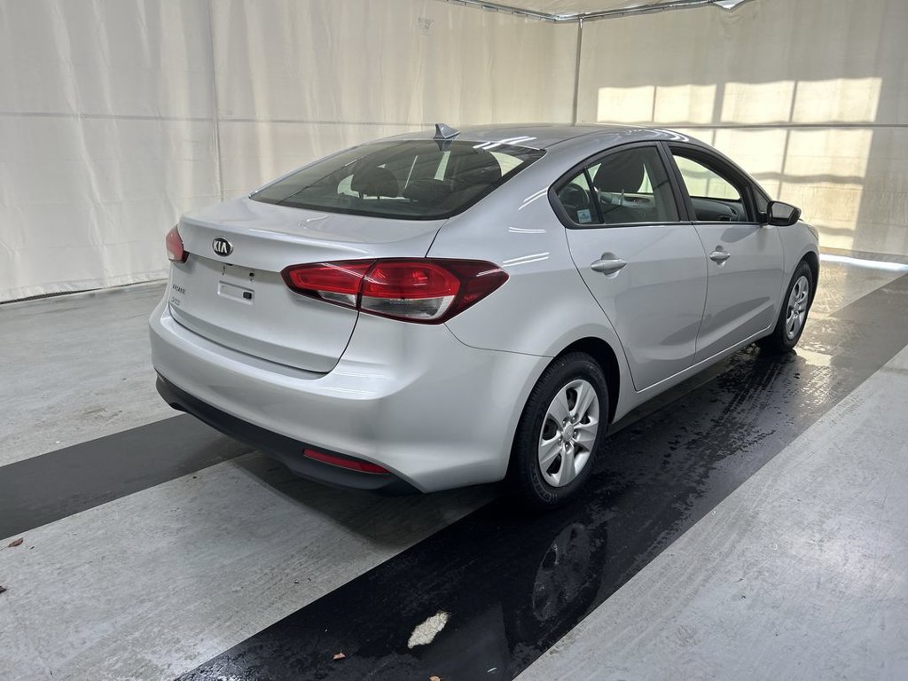 Used 2018 Kia FORTE LX with VIN 3KPFK4A7XJE278422 for sale in Cicero, NY