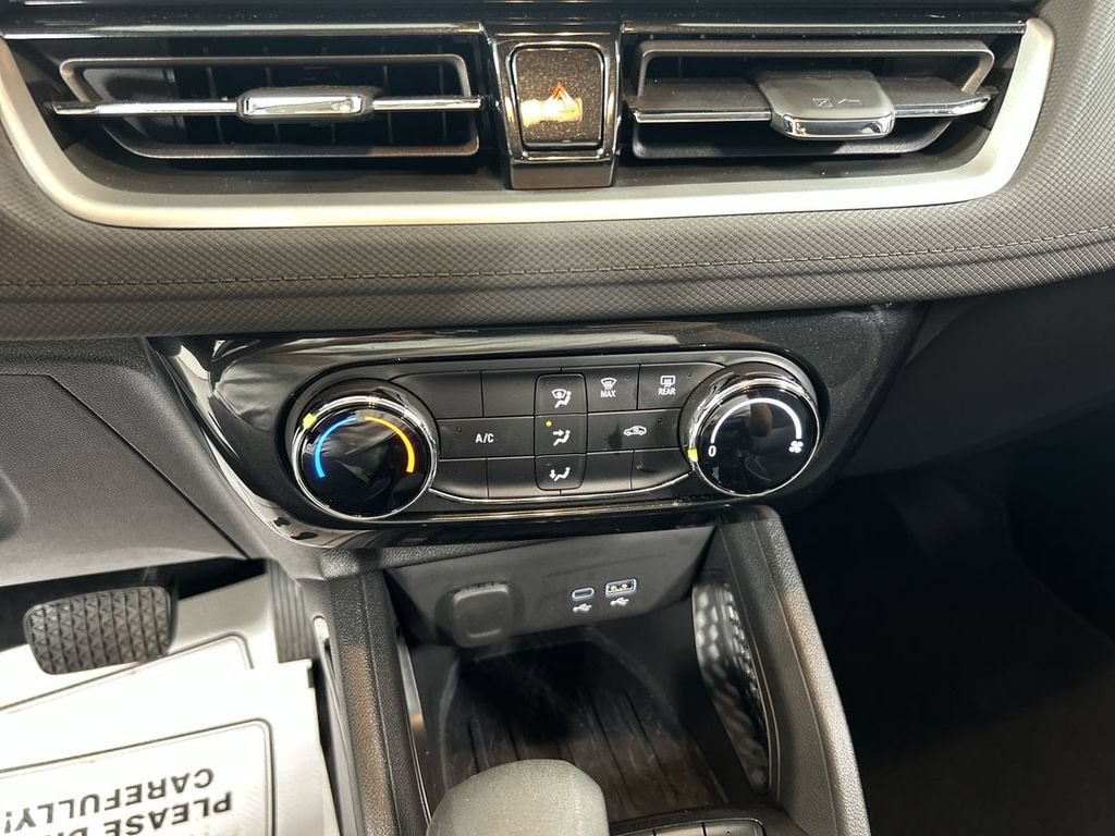 2024 Chevrolet TrailBlazer LT - Photo 16
