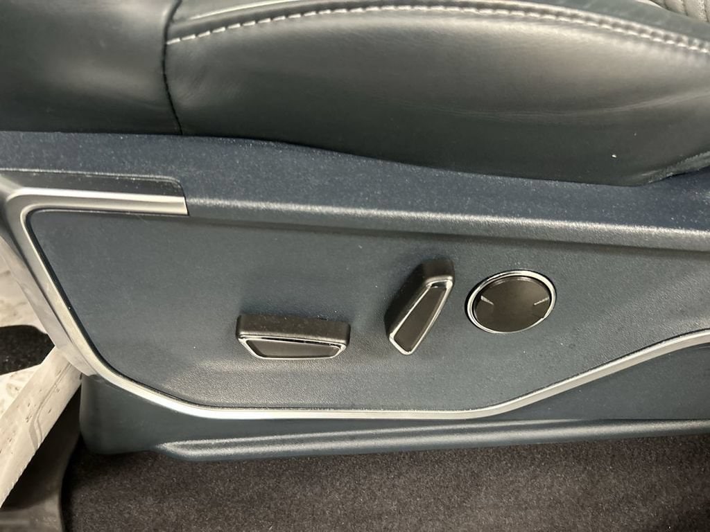 2023 Ford F-150 Limited - Photo 10
