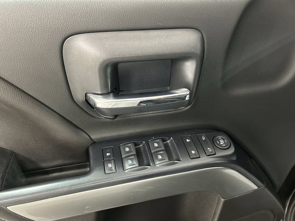 2018 Chevrolet Silverado 1500 LT - Photo 11
