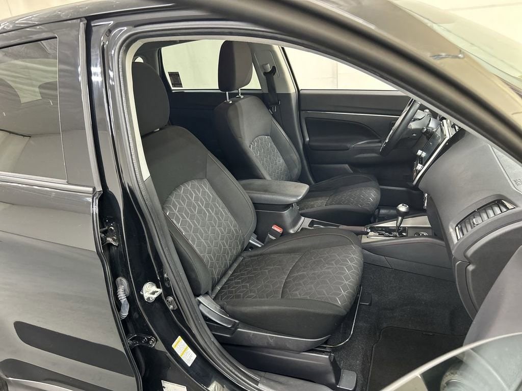 2023 Mitsubishi Outlander Sport LE - Photo 22