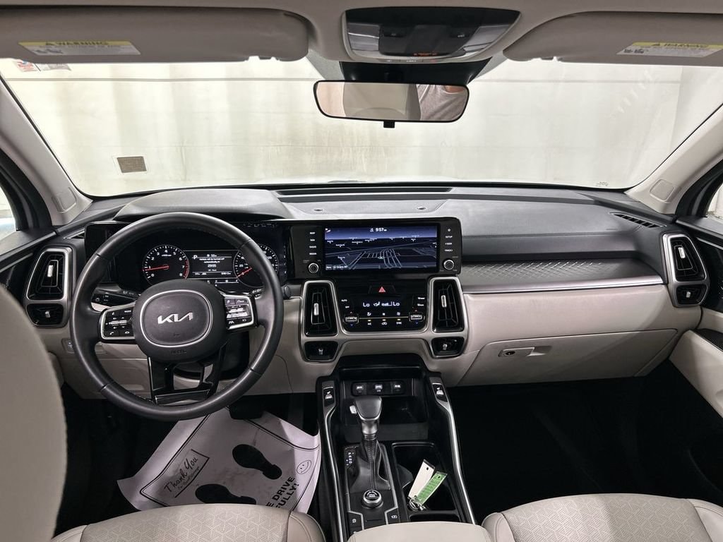 2022 Kia Sorento S - Photo 19