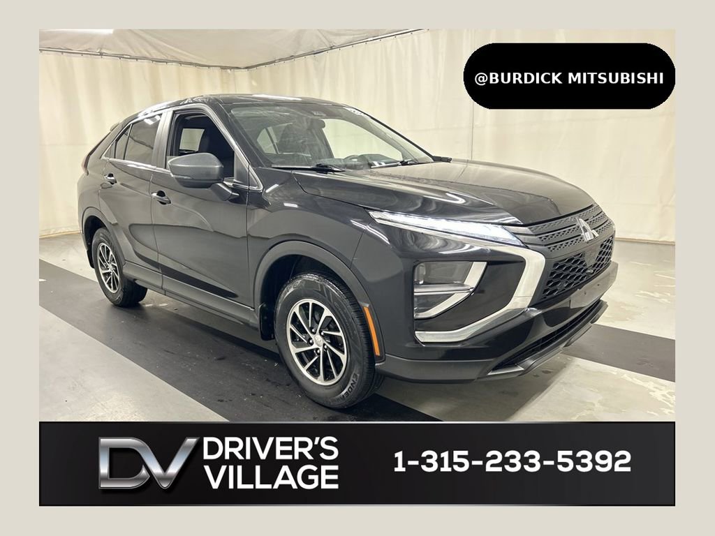 2022 Mitsubishi Eclipse Cross ES S-AWC's photo