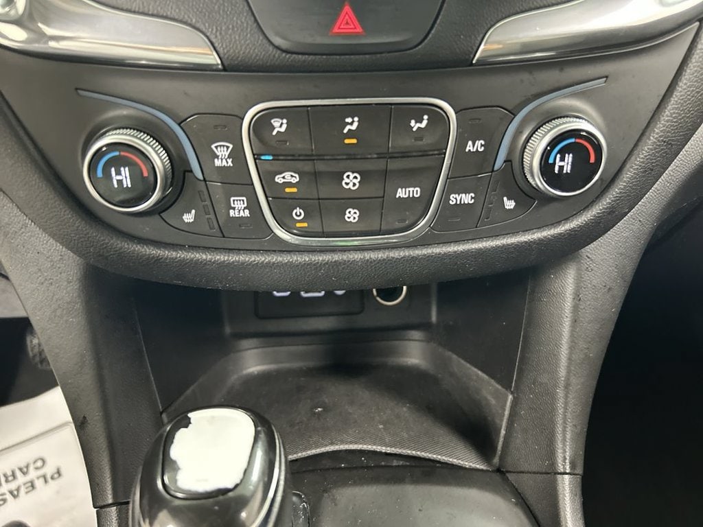 2019 Chevrolet Equinox LT - Photo 16