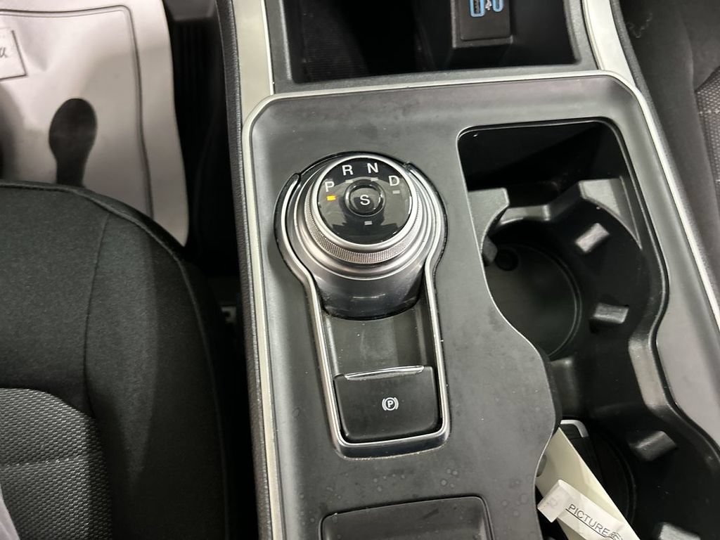 2023 Ford Edge SE - Photo 17