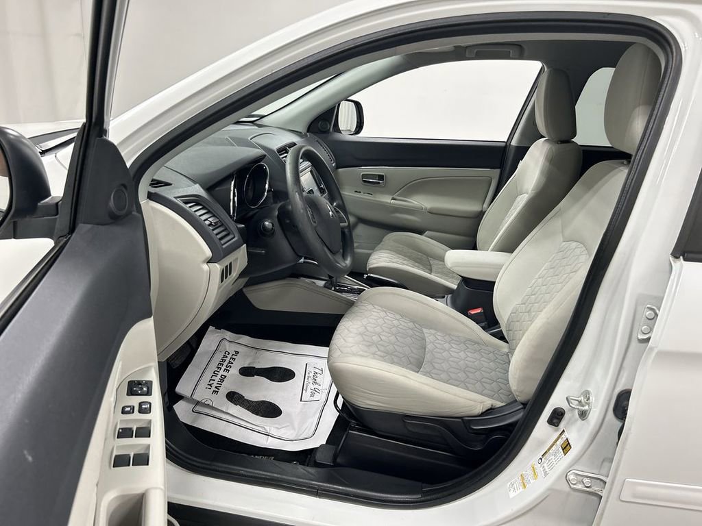 2020 Mitsubishi Outlander Sport ES - Photo 9