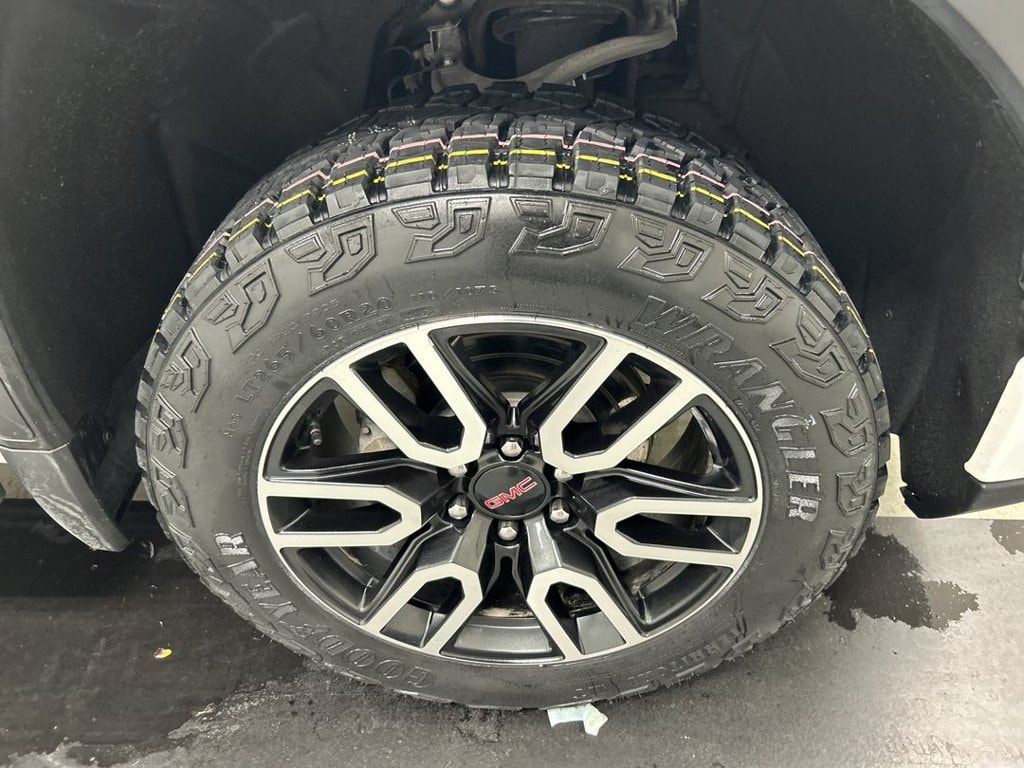 2024 GMC Sierra 1500 AT4 - Photo 8