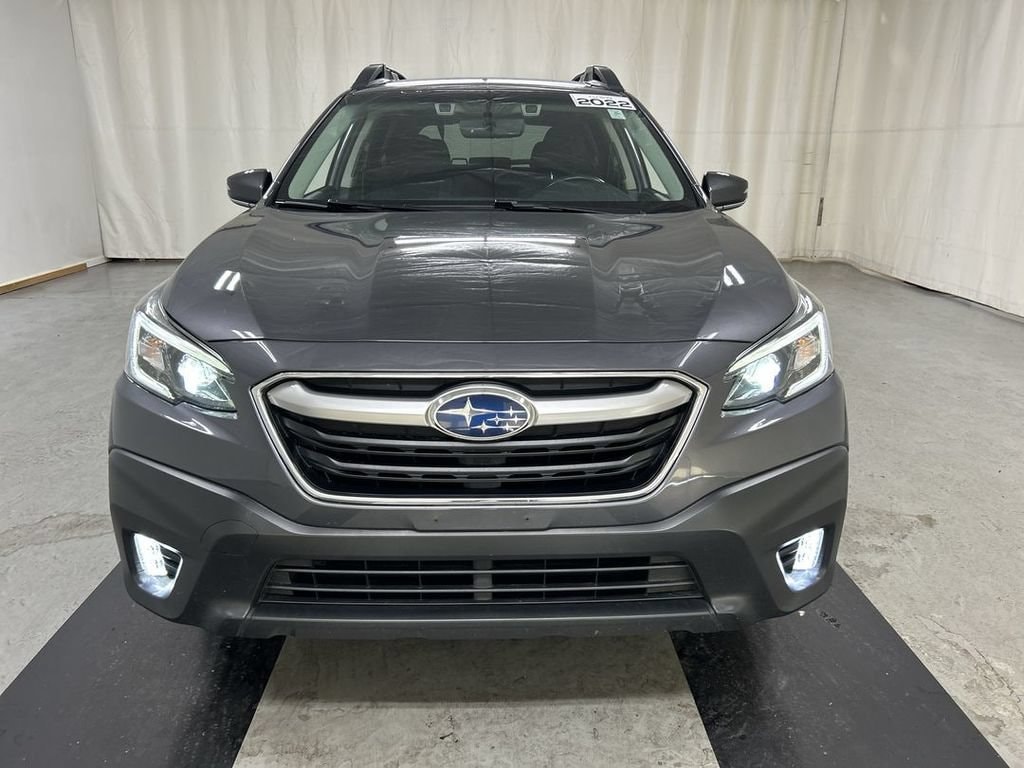 Used 2022 Subaru Outback Premium SUV