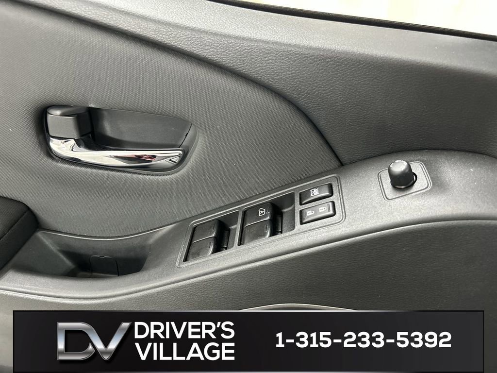 2024 Nissan Frontier SV - Photo 11