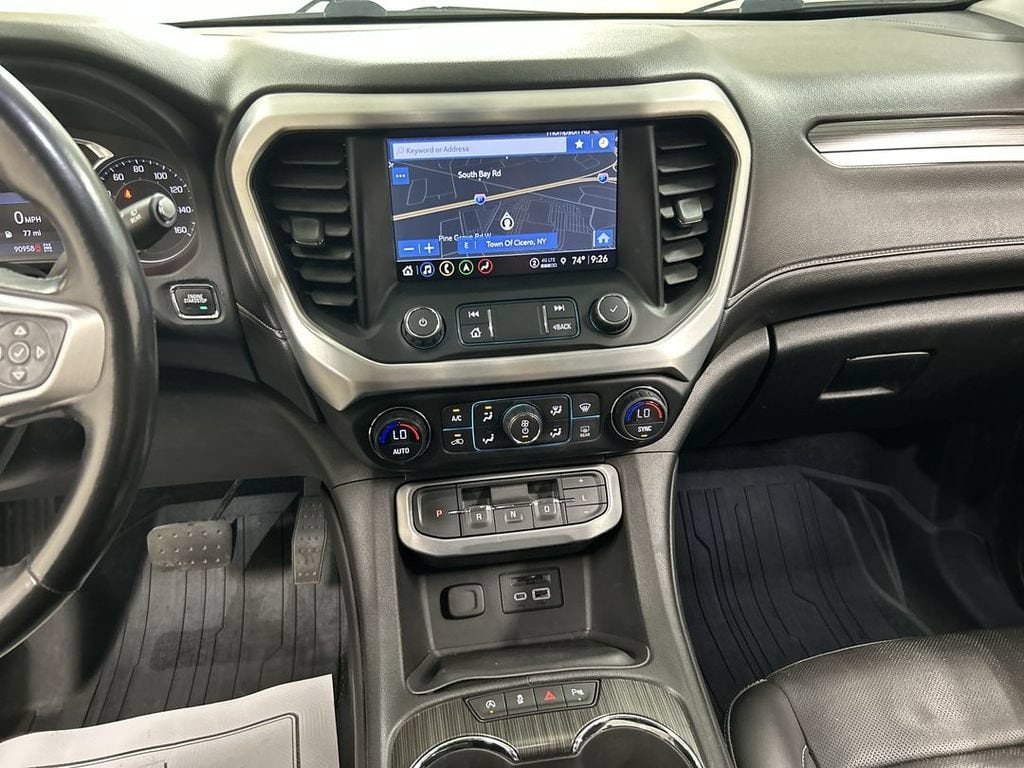 2021 GMC Acadia SLT - Photo 18