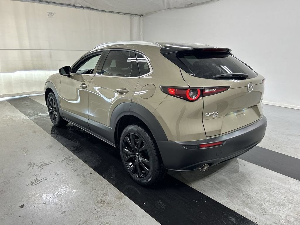 2024 Mazda CX-30 Carbon Turbo - Photo 7