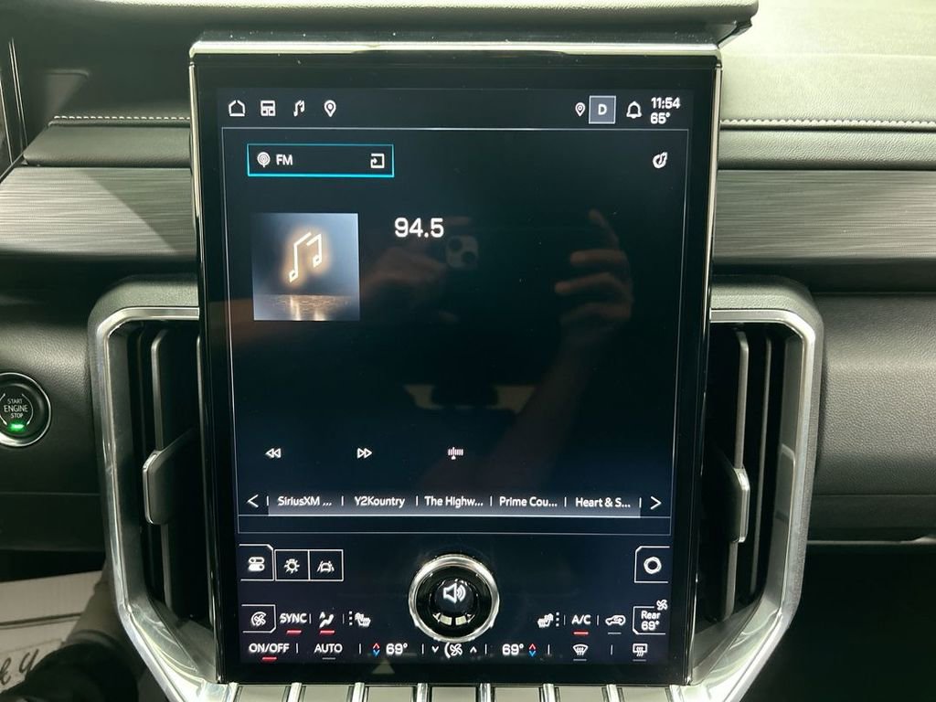 2025 GMC Acadia Elevation - Photo 14