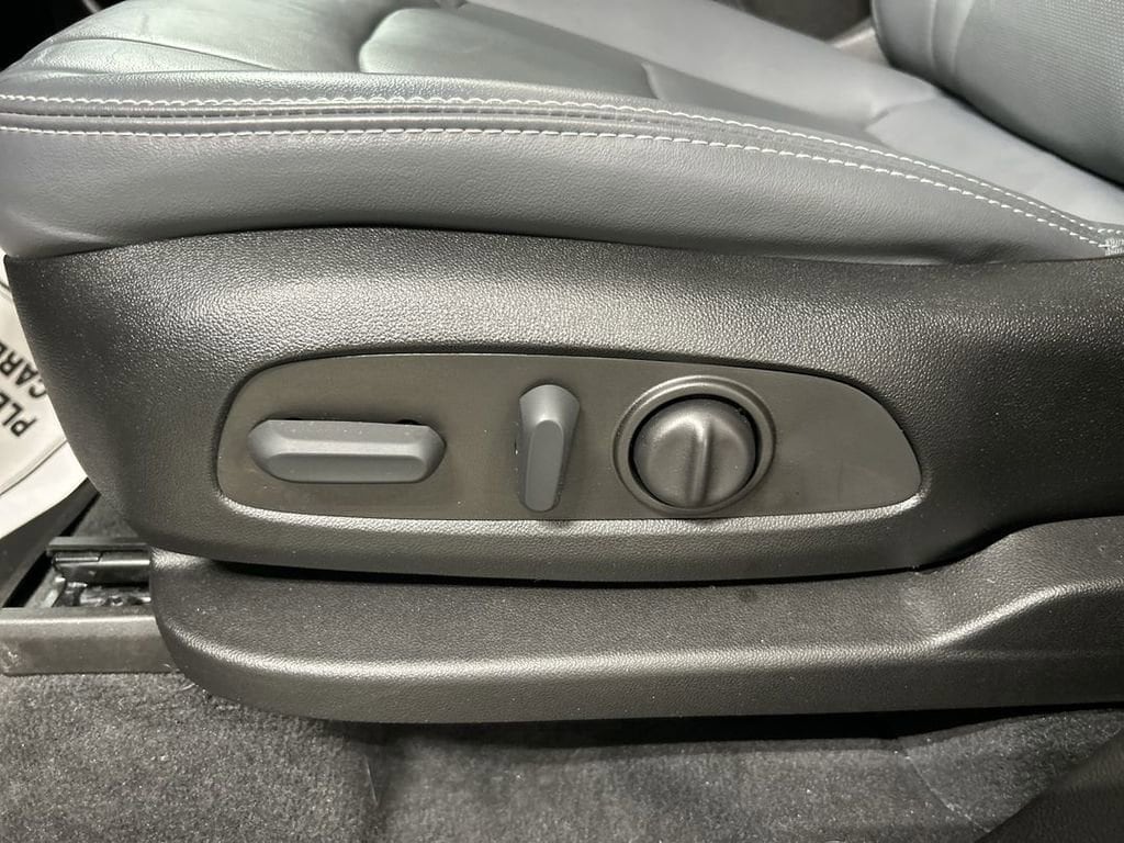 2023 Buick Enclave Essence - Photo 10