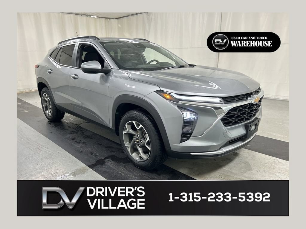 2024 Chevrolet Trax LT's photo