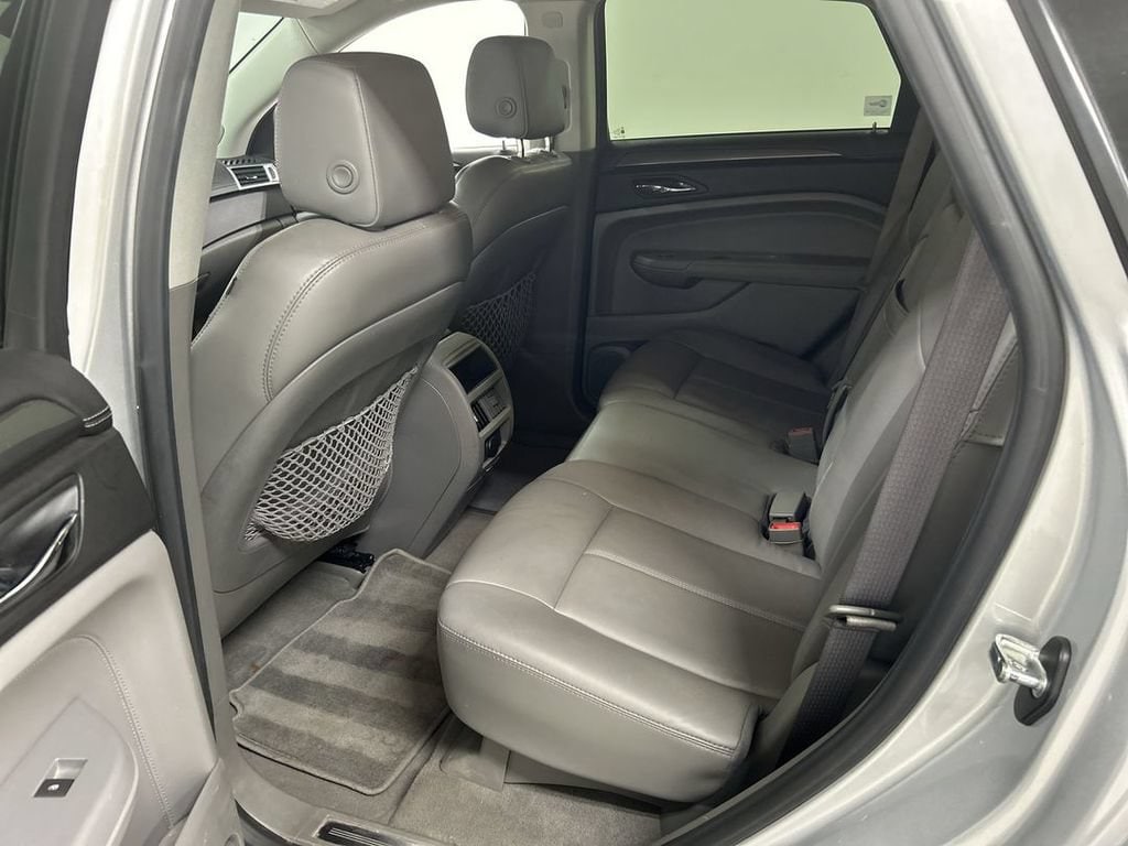 2011 Cadillac SRX Base - Photo 18