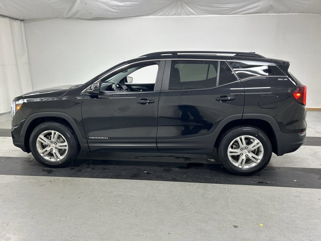 2023 GMC Terrain SLE - Photo 6