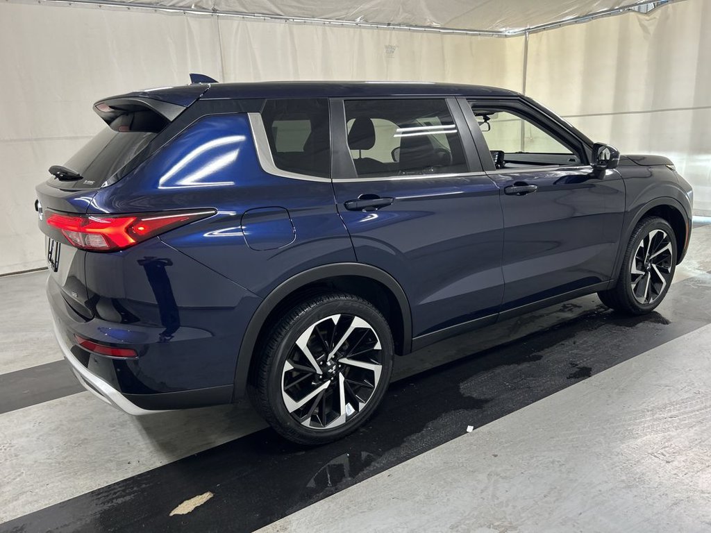 Used 2024 Mitsubishi Outlander SE