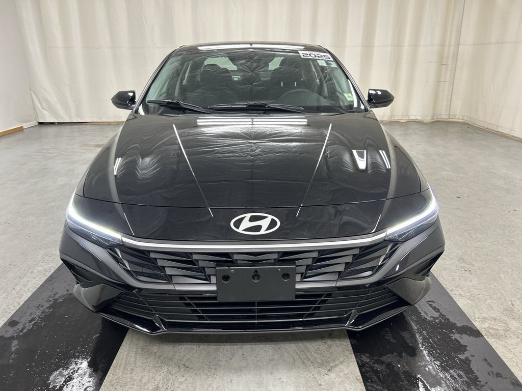 Used 2025 Hyundai Elantra SE