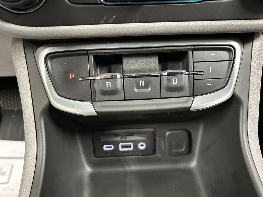 2022 GMC Terrain SLE - Photo 17