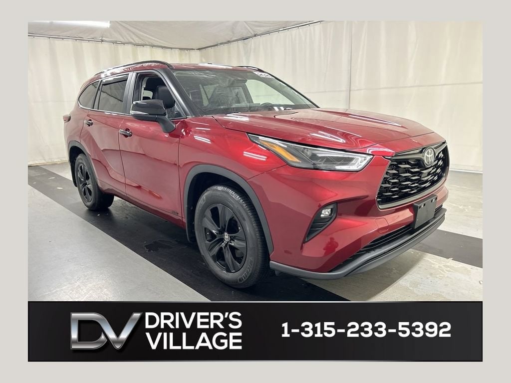 Used 2025 Toyota Highlander Hybrid XLE Nightshade SUV