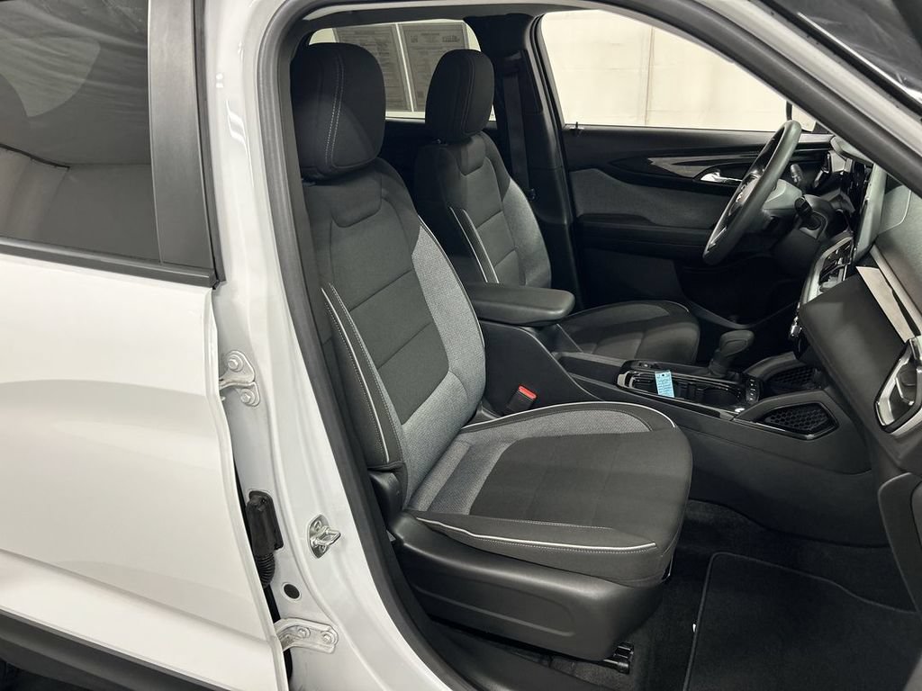 2024 Chevrolet TrailBlazer LT - Photo 22