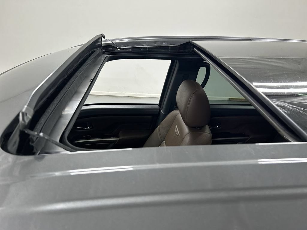 2023 Nissan Titan Platinum Reserve - Photo 19