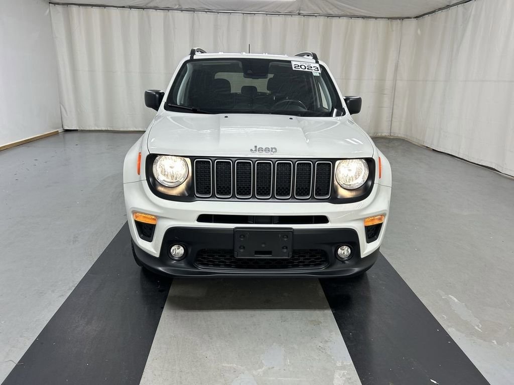 Used 2023 Jeep Renegade Latitude 4x4 SUV