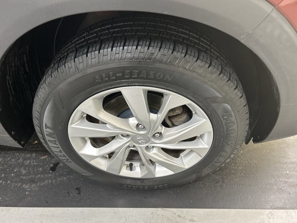2019 Hyundai Tucson SE - Photo 8