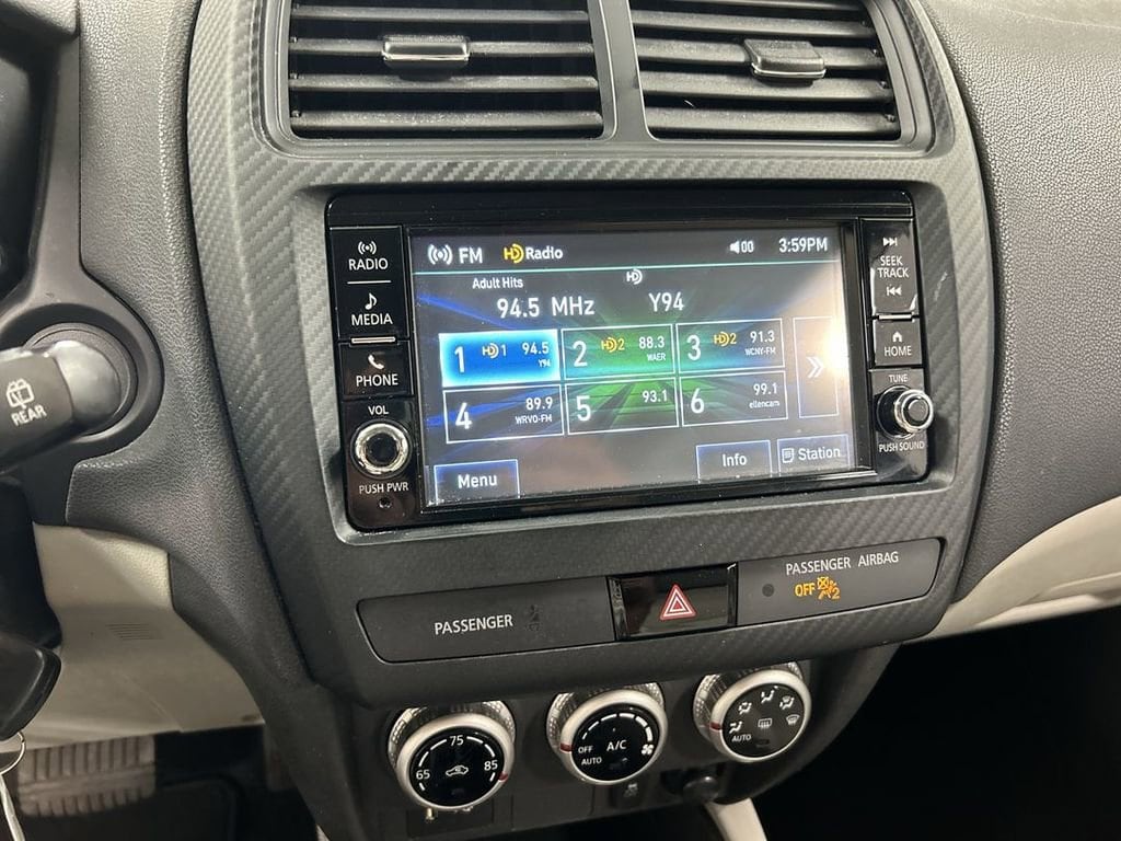 2020 Mitsubishi Outlander Sport ES - Photo 14
