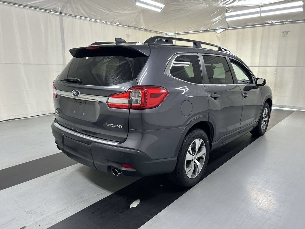 2022 Subaru Ascent Premium - Photo 2