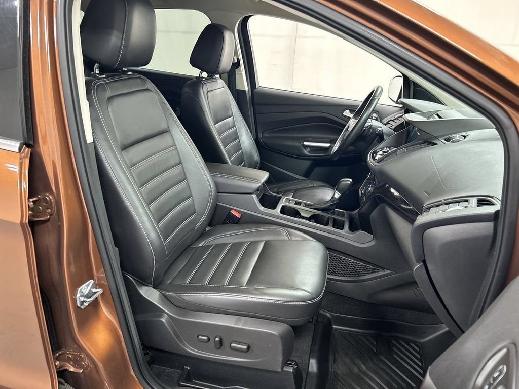 2017 Ford Escape Titanium - Photo 23