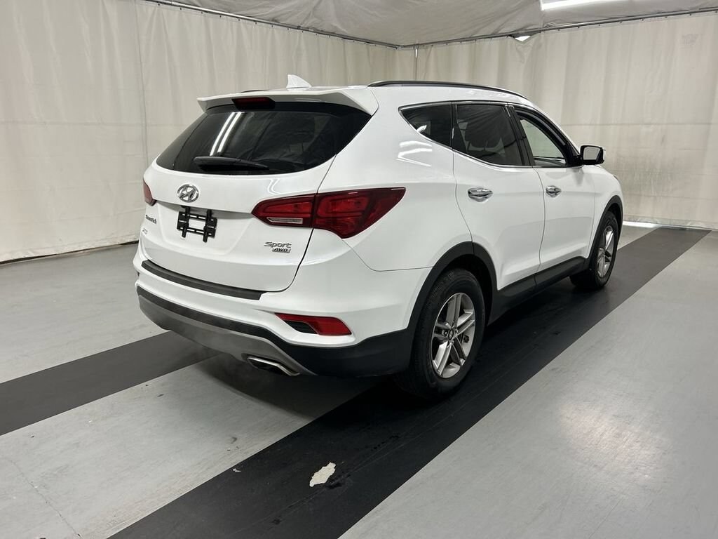 Used 2017 Hyundai Santa Fe Sport 2.4L SUV