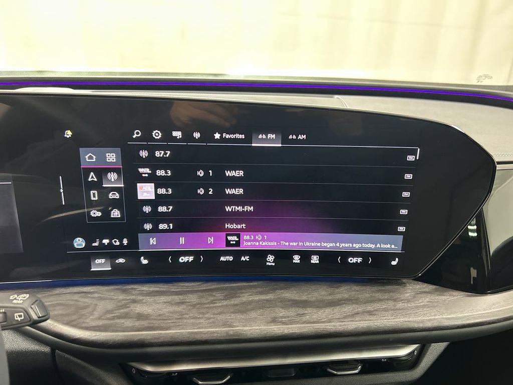 2025 Audi New Q5 Premium Plus - Photo 15