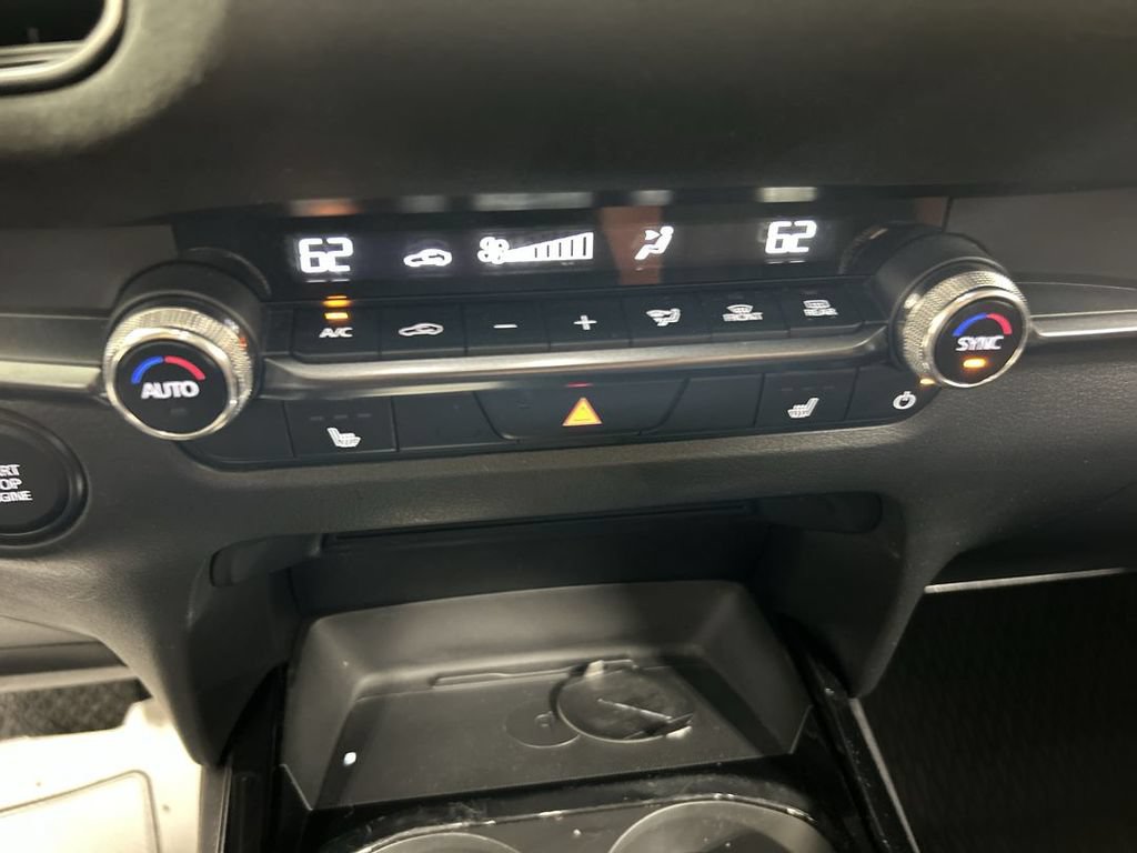 2024 Mazda CX-30 Carbon Turbo - Photo 16
